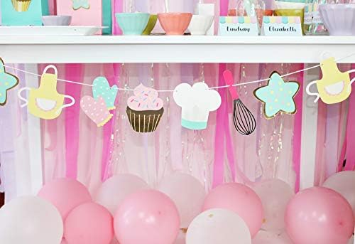Мали Пекари - Комплет За Украсување Роденденска Забава | Банер За Роденден, Венец, Блузи За Кекси И Капи За Забави | Кутија